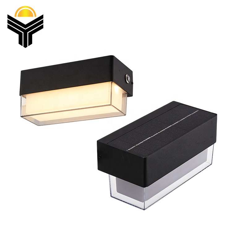 Intelligent Light-control Modern Outdoor Aluminum Lamp Body PC Lampshade 1W Solar Led Wall Light