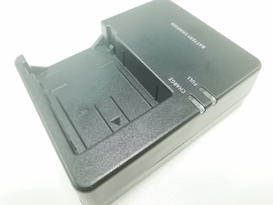 เครื่องชาร์จแบตเตอรี่กล้องสำหรับ <span class=keywords><strong>Canon</strong></span> LC-E8 <span class=keywords><strong>EOS</strong></span> 550D / 600D / 650D / 700D <span class=keywords><strong>X4</strong></span>จูบ X5 X6i X7i กบฏ T2i T3i T4i กล้อง T5i - Product Image 6