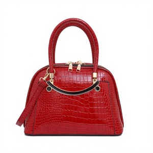 Bolso Tote de Lujo para Mujer, Diseño de Diseñador, Impermeable, de Cuero PU, con Correa de Hombro y Cierre de Cremallera, Duradero y Portátil para Uso Diario - Product Image 2