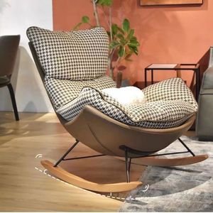 Fauteuil à bascule relaxant pour adultes, en laine d'agneau, avec cadre en bois massif et pieds en métal, idéal pour chambre et balcon – Meilleure vente à prix abordable - Product Image 4