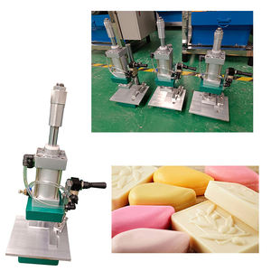 เครื่องปั๊มสบู่ล้างมือสำหรับโรงแรมเครื่องปั๊มสบู่ล้างมือลายนูนโลโก้ - Product Image 4