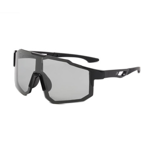 <b>Large</b> <b>Frame</b> Photochromic Polarized Sports Sunglasses Windproof Cycling Outdoor Eyewear Multi Functional With Adjustable Strap - Product Image 5