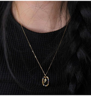 Collier à initiales de style espagnol à la mode avec zircon arc-en-ciel plaqué or en argent sterling 925 pour les mariages et les fiançailles