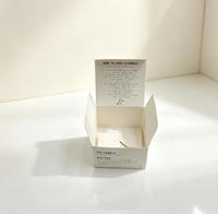 Boîte cadeau pour bougie parfumée en cire de soja imprimée sur mesure, emballage en carton recyclé avec laminage mat et gaufrage
