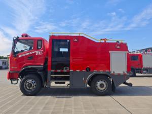 Nuova condizione 4x4 3 tonnellate Diesel cisterna con 3001-5000L capacità del serbatoio può salire pendenze per la costruzione e il trasporto - Product Image 3