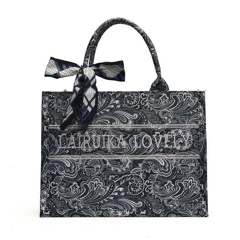 แอล-เนวี่