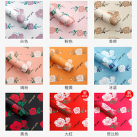 Großhandel Wasserdichtes Traumhaftes Rosenmuster Yuyin Blumenverpackungspapier DIY Bouquet Floristik-Verpackungsmaterial für Floristen Handgemachte Geschenkverpackung