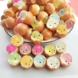 Adornos de Resina Multicolor Luminosos de Patos Amarillos de Dibujos Animados, Muñecos de Pollo, Micro Paisajes, Joyería Creativa, Accesorios de Manualidades, Juguetes - Product Image 6