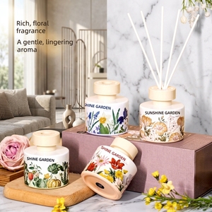 Difusor <span class=keywords><strong>de</strong></span> Aromas Artesanal <span class=keywords><strong>de</strong></span> 100 ml, Aroma <span class=keywords><strong>Sunshine</strong></span> Garden Floral, en Frasco <span class=keywords><strong>de</strong></span> Vidrio, Larga Duración, Sin Alcohol, Set <span class=keywords><strong>de</strong></span> Regalo, Venta al Por Mayor, Personalizable - Product Image 4