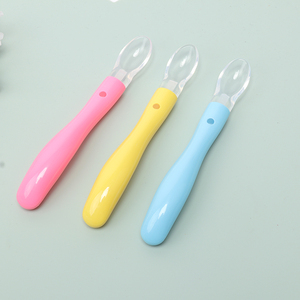 Alta calidad BPA libre de punta suave flexible reutilizable cuchara infantil para la alimentación - Product Image 2