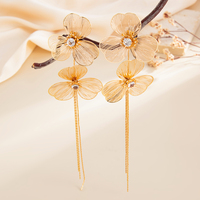 Anting-anting liontin bunga berlian imitasi dengan rumbai panjang untuk wanita, anting-anting gantung pesta elegan untuk wanita, aksesori perhiasan mode