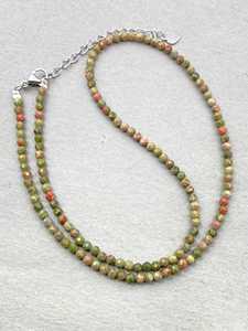 Collar de Unakita Facetada, Joyería Delicada con Piedras Preciosas, Cuentas Microfacetadas, Collar de Cristal, Joyería Minimalista, Pequeñas Piedras Preciosas - Product Image 6