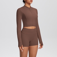 Stok Tersedia; Set Pendek Berbahan Solid Warna Polos, Dua Sisi Berbahan Brushed, Sensasi Nyaman; Pakaian Olahraga Dua Potong untuk Lari, Fitness, dan Yoga yang Pas di Badan
