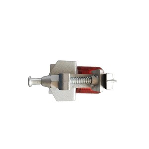 Feu de signalisation solaire à double tête rouge en aluminium 263X214X95 Szsw2730 pour avertissement sur ligne électrique - Product Image 4