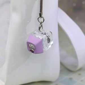 Botón de Teclado de Plástico Estilo Anime con Interruptores Luminosos Antiestrés, Llavero Personalizado con Logotipo, Clicker Fidget para Regalos de Bienvenida - Product Image 5
