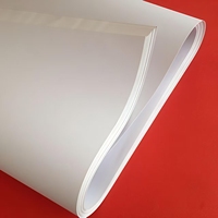 Échantillon gratuit de papier offset disponible 120 160 180 200 250 300g excellente stabilité dimensionnelle pour l'impression de livres et de magazines