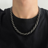 Serpent noir pâte frite torsades chaîne hommes coloré avancé polyvalent collier chaîne mode nouveau collier bijoux