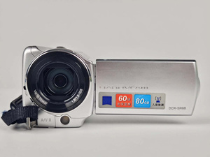 En Stock Videocámara Digital Sony DCR-SR68E Usada con Memoria Integrada de 80GB para Grabación en Exteriores y Viajes - Product Image 2