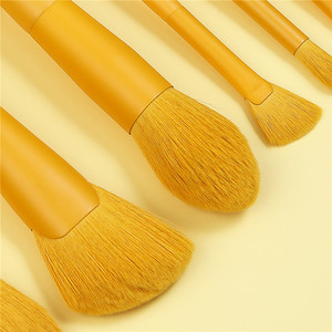 Juego <span class=keywords><strong>de</strong></span> <span class=keywords><strong>brochas</strong></span> <span class=keywords><strong>de</strong></span> maquillaje <span class=keywords><strong>de</strong></span> pato amarillo con logotipo personalizado, 10 piezas, Venta caliente, mayorista <span class=keywords><strong>de</strong></span> pinceles <span class=keywords><strong>de</strong></span> maquillaje - Product Image 6