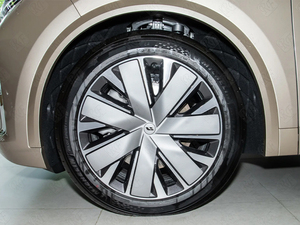 Li L9 Ultra SUV Hybride Électrique, Véhicule à Énergie Nouvelle, Boîte de Vitesses Automatique LiL9, Véhicule à Énergie Nouvelle Pro Max, Voiture Électrique avec Acompte - Product Image 6