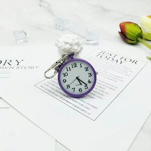 Enfants infirmière étudiant quartz poche personnes âgées porte-clés <span class=keywords><strong>montre</strong></span> poitrine <span class=keywords><strong>montre</strong></span> grand cadran numérique suspendu <span class=keywords><strong>montre</strong></span> pour examen - Product Image 3