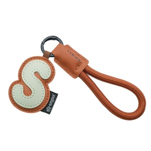 26 chữ cái tiếng Anh tinh tế móc khóa da Mặt dây chuyền trang sức nổ nhỏ cho bé gái và cặp vợ chồng Phụ kiện túi dây móc khóa - Product Image 2