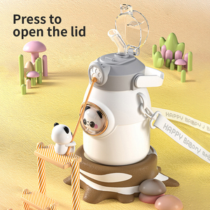 Bouteille d'eau en acier inoxydable de dessin animé 650 ml, thermos isolé pour enfants, <span class=keywords><strong>gourde</strong></span> pour enfants avec sangle et paille - Product Image 2