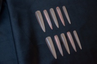Faux ongles en ABS, forme amande longue et pointue, style à presser