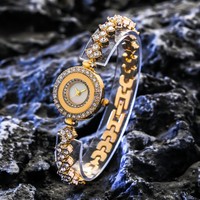 Jam Tangan Quartz Model Gelang Wanita Bertabur Berlian Penuh, Ramah Lingkungan, Fashion Lintas Batas, Produk Terlaris Perdagangan Luar Negeri