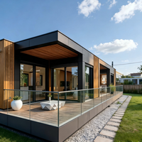 Maison préfabriquée moderne, villa au bord du lac