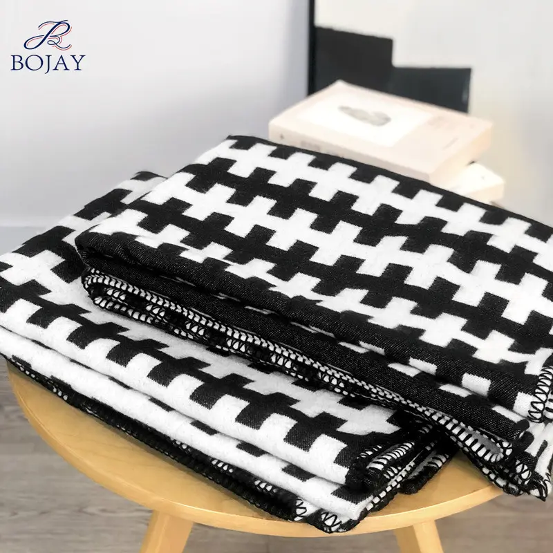 Super Soft Comfortable Lightweight Fuzzy Blanket Acrylic Knitted Black White Checker Plaid Pattern Decorative Throw Blanket