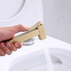 Современный черный распылитель для биде - Product Image 4