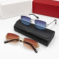 Lunettes de soleil de haute qualité avec étui, design tendance sans monture, pour hommes et femmes, protection UV400, design carré, été