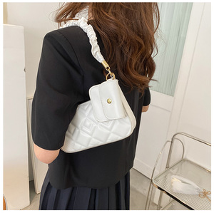 Women's Crocodile Pattern Zipper <b>Handbags</b> Shoulder Bag PU Leather Chain Hand Bags.Z0878 - Product Image 3