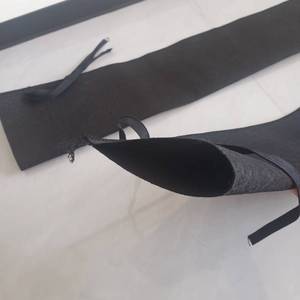 Sac géotextile non tissé de 150 mm x 400 mm pour le contrôle de l'érosion des sédiments dans la construction ou l'aménagement paysager - Product Image 2