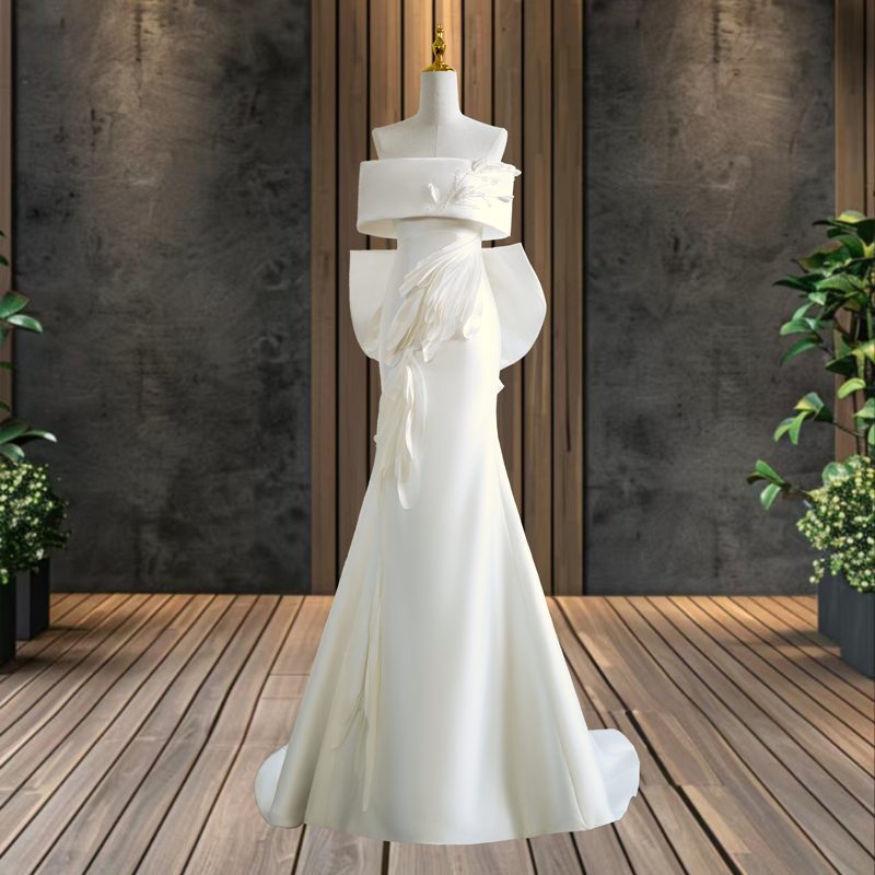 2025 Satin Strapless Ivory White Wedding