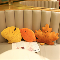 Feuille personnalisée en peluche tendre feuille jouets rouge automnal érable ginkgo feuilles enfants cadeaux