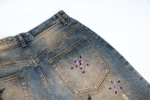 Nouveau à la mode Hip-hop rue jambe large ample jambe droite hommes Denim pantalon cinq branches étoile paillettes bleu Graffiti déchiré jean - Product Image 5