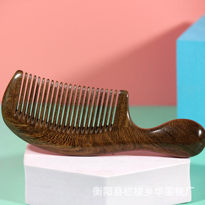 Peine de madera hecho a mano en forma de U de 19 cm para la población en general, del fábrica de peines Huaqian, municipio Lanlong, condado de Hengyang. - Product Image 3