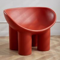 Chaise au design créatif en polyéthylène avec pieds en forme d'éléphant, fauteuil lounge inspiré du luxe, tabouret décontracté