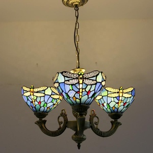 LongHuiJing Tiffany Lustre <span class=keywords><strong>3</strong></span> Lumières Vitrail Lustres Luminaires Style Antique Plafond Lampes Suspendues - Product Image 3