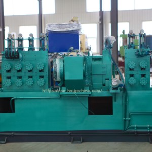 Machine à peler les barres rondes prête à l'exportation pour l'élimination des couches d'oxyde, idéale pour les marchés maritimes - Product Image 5