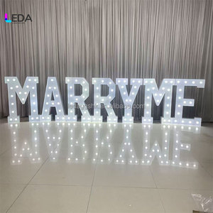 Letras LEDA Personalizadas MARRY ME para Decoración de Fondo de Fiesta de Propuesta de Matrimonio, Letras Luminosas Grandes de 4 pies - Product Image 1