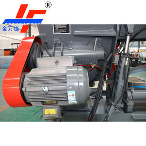 Scie à ruban automatique de type ciseaux GB4038 à vitesse variable hydraulique pour la coupe de l'acier - Product Image 4