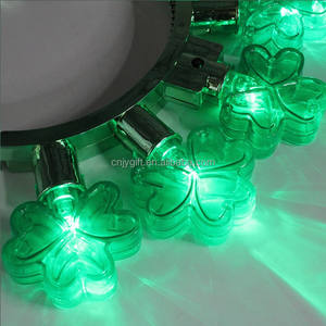 <span class=keywords><strong>Patrick</strong></span> Day Bandeau LED Trèfle Trèfle Bandeau <span class=keywords><strong>Saint</strong></span> <span class=keywords><strong>Patrick</strong></span> Day Chapeau Bandeaux Vert Chanceux Irlandais Vacances Parade Cheveux - Product Image 3