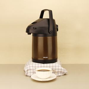 WUJO Vente chaude Thermos à pompe à double paroi en acier inoxydable personnalisé 2L 2.5L 3L 3.5L 4L 5L pour eau chaude et froide 24h - Product Image 3
