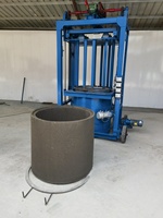 Conception mobile de machine de formage d'anneaux de puits de ciment en béton avec technologie de moule de machine à briques remplaçable pour répondre à divers besoins