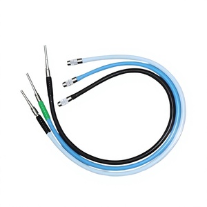 Câble à fibres optiques Cliniva, instrument chirurgical réutilisable pour les opérations - Product Image 3