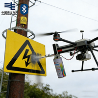 Véhicule aérien sans pilote pour la pulvérisation de panneaux de signalisation sur les réseaux de distribution d'énergie