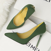 Chaussures à talons hauts en daim à bout pointu et boucle en D, style européen et américain, mode simple et exquise, talons hauts professionnels sexy